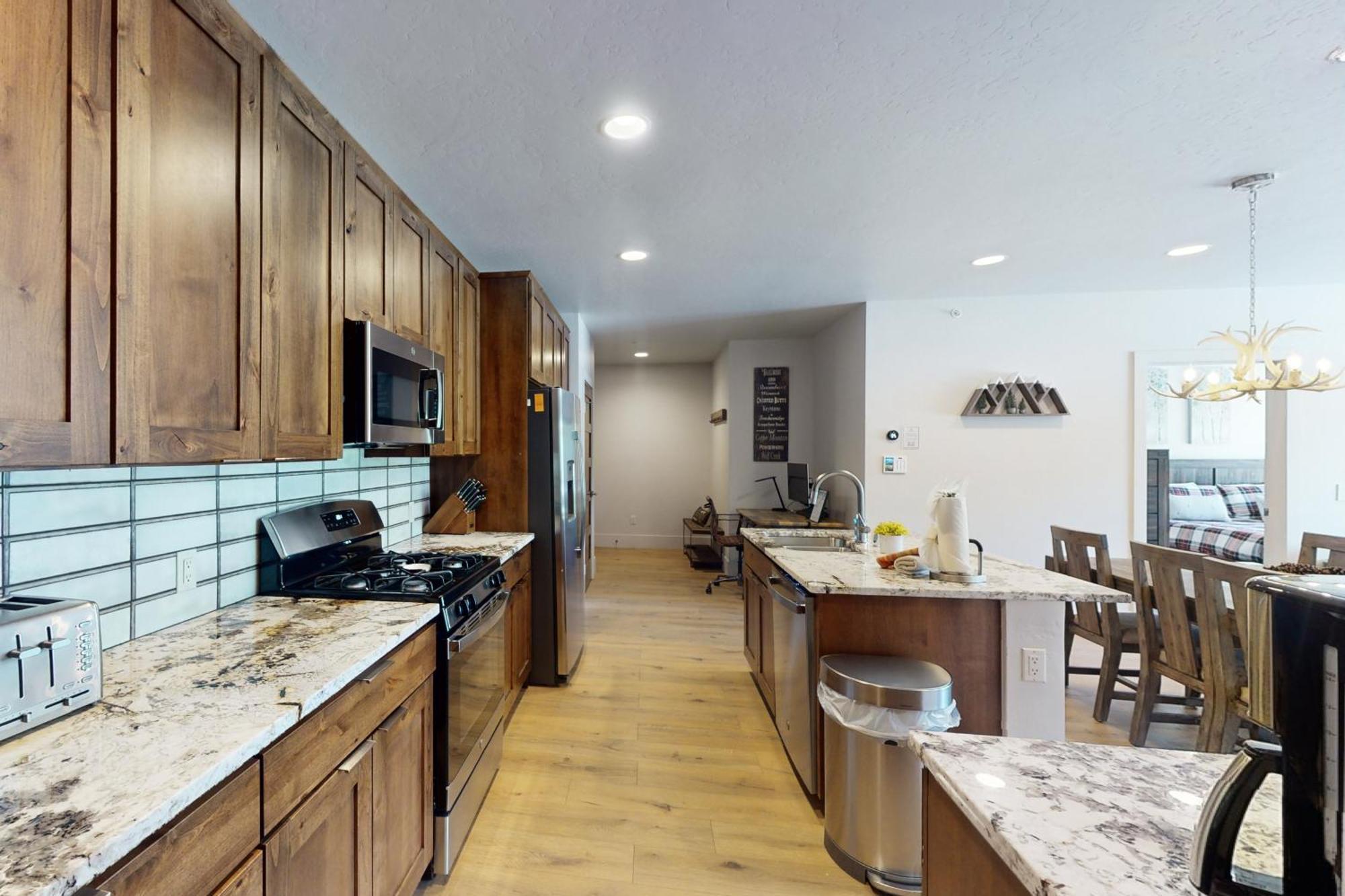 Blue River Flats Condos Силверторн Номер фото